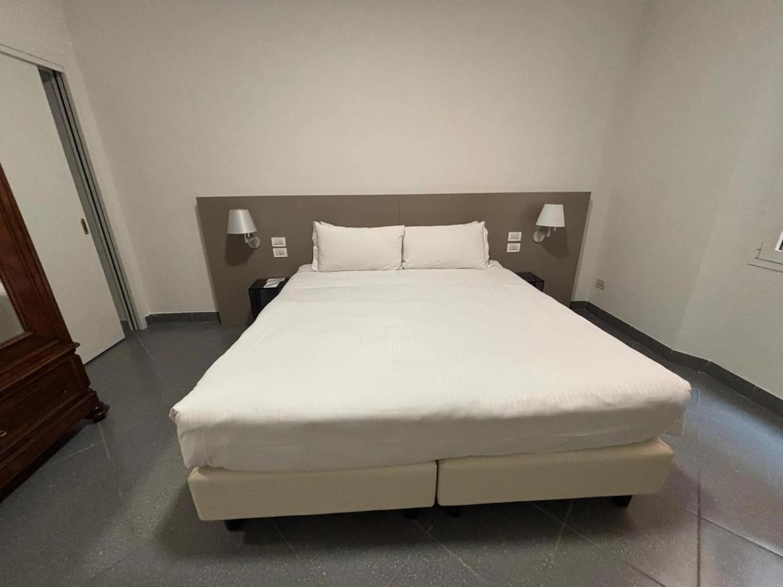 Phi Hotel Bologna Apartments 外观 照片